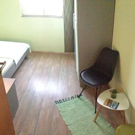 Jadra アパート